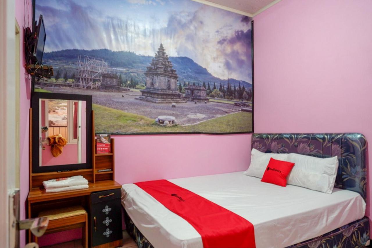 Reddoorz Syariah Near Telaga Warna Dieng Diyeng Exteriör bild